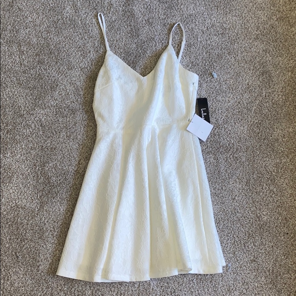 White lace dress